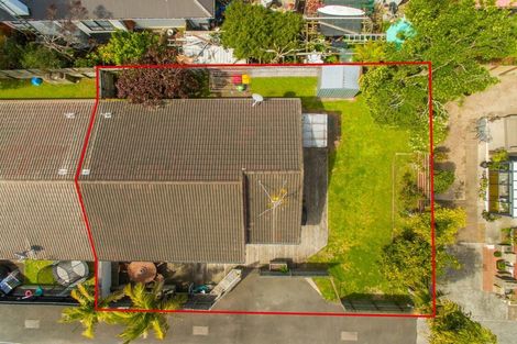 Photo of property in 2/230 Valley Road, Mount Maunganui, 3116