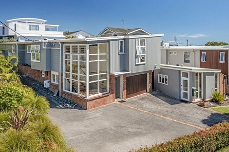 Photo of property in 6a Hauraki Road, Hauraki, Auckland, 0622