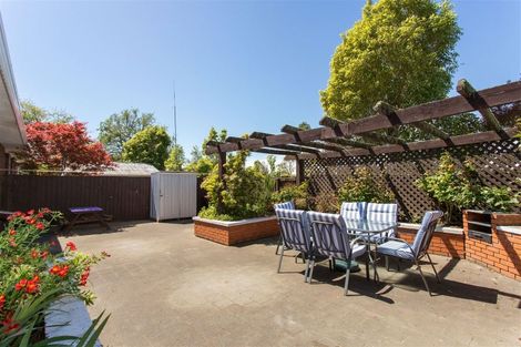 Photo of property in 1/18 Rembrandt Place, Burnside, Christchurch, 8053