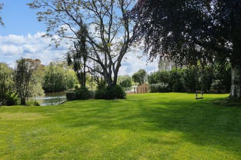 Photo of property in 40 Takinga Street, Mourea, Rotorua, 3074