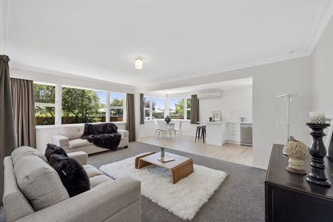 Photo of property in 26 Carrington Avenue, Hillcrest, Hamilton, 3216