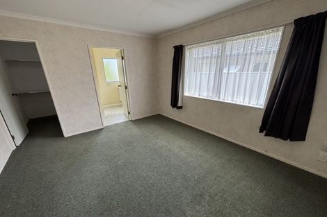 Photo of property in 8 Lancewood Lane, Roslyn, Palmerston North, 4414
