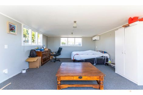 Photo of property in 10 Studholme Street, Waimate, 7924