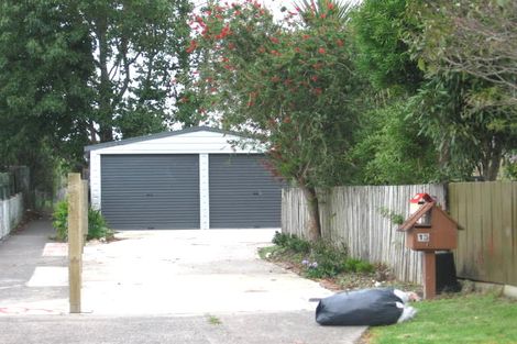 Photo of property in 15 Hamblyn Place, Ranui, Auckland, 0612