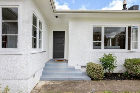 Photo of property in 38 Queen Street, Dannevirke, 4930