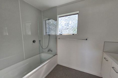Photo of property in 84 Taylor Terrace, Tawa, Wellington, 5028