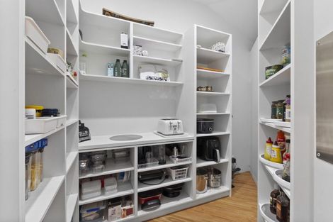 Photo of property in 2 Minchin Crescent, St Andrews, Hamilton, 3200