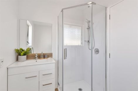 Photo of property in 3/200 Wainoni Road, Avondale, Christchurch, 8061