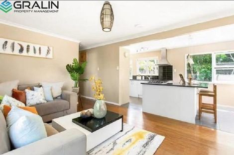 Photo of property in 48 Hilling Street, Titirangi, Auckland, 0604