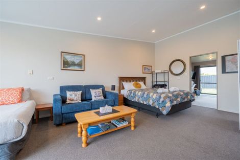 Photo of property in 21 Pop Andrew Drive, Te Anau, 9600