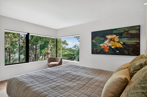 Photo of property in 34 Arapito Road, Titirangi, Auckland, 0604