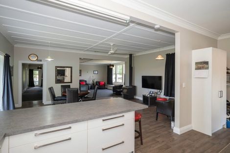 Photo of property in 2532 Lake Ferry Road, Pirinoa, Featherston, 5772