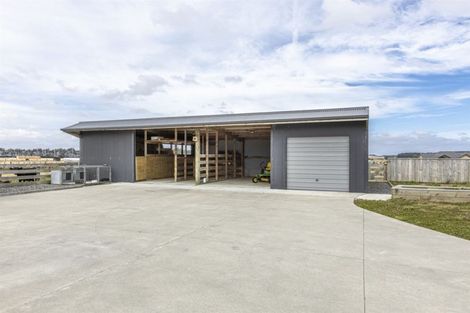 Photo of property in 85 Pukepapa Road Extn, Bulls, Marton, 4789