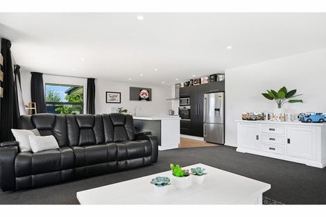 Photo of property in 32 Quartz Drive, Rolleston, 7614