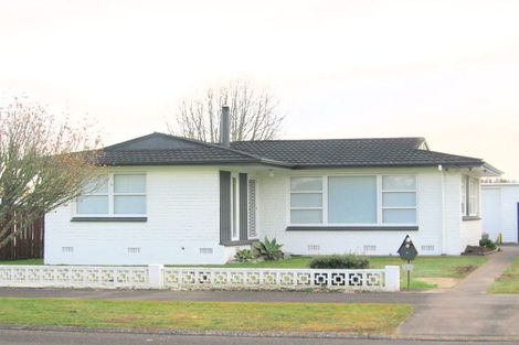 Photo of property in 24 Cecil Street, St Andrews, Hamilton, 3200