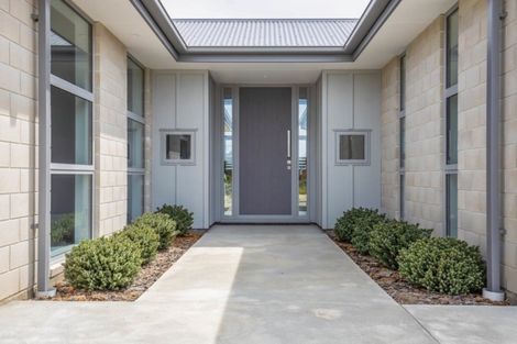Photo of property in 37 Westpark Boulevard, Rangiora, 7400