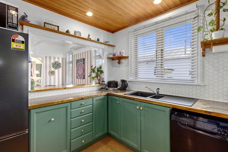 Photo of property in 53 Miro Street, Trentham, Upper Hutt, 5018
