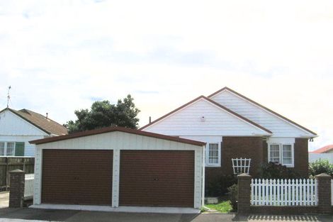 Photo of property in 10 Wayside, Miramar, Wellington, 6022