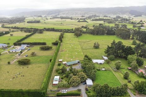 Photo of property in 495 Arapaepae Road, Ohau, Levin, 5570