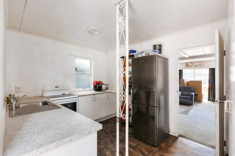 Photo of property in 590 Maunganui Road, Mount Maunganui, 3116
