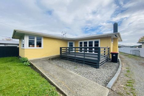 Photo of property in 11 River Road, Masterton, 5810