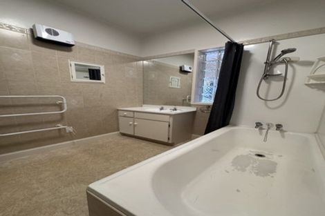 Photo of property in 30 Hamilton Avenue, Ilam, Christchurch, 8041