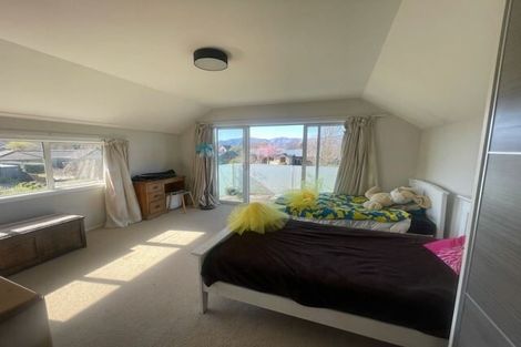 Photo of property in 9 Ash Avenue, Albert Town, Wanaka, 9305