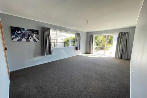 Photo of property in 7 Windsor Avenue, Waikanae, 5036