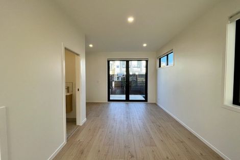 Photo of property in 3/21 Makomako Drive, Orewa, 0931