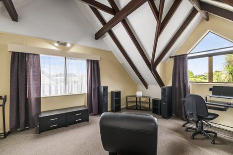 Photo of property in 17 Cobb Place, Otaki, 5512