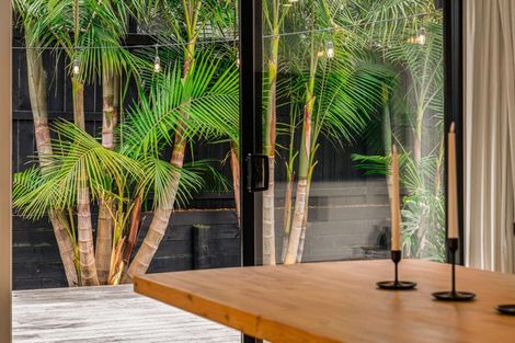Photo of property in 25 Nobilo Road, Kumeu, 0810