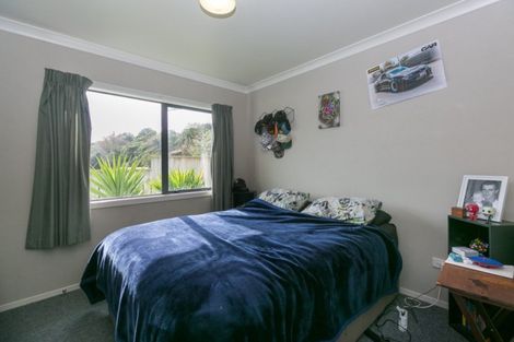 Photo of property in 55 Seaview Road, Marfell, New Plymouth, 4310