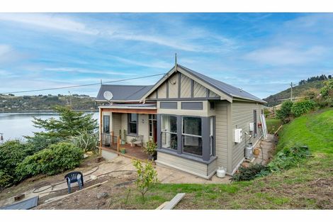 Photo of property in 7 Manuka Street, Ravensbourne, Dunedin, 9022