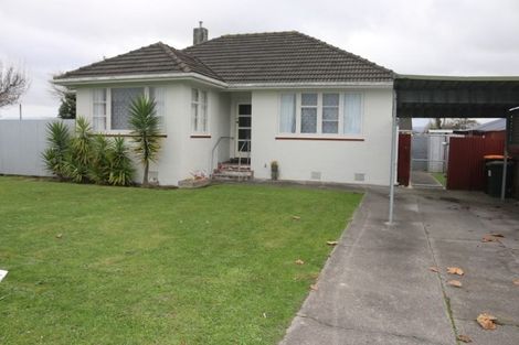 Photo of property in 660 Featherston Street, Roslyn, Palmerston North, 4414