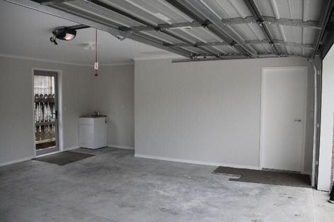 Photo of property in 56 Taikata Road, Te Atatu Peninsula, Auckland, 0610