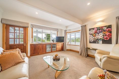 Photo of property in 92 Plateau Road, Te Marua, Upper Hutt, 5018