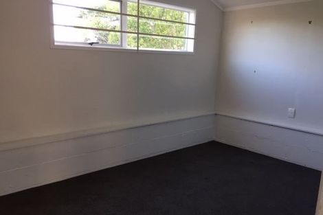 Photo of property in 16 Jade Avenue, Pakuranga Heights, Auckland, 2010