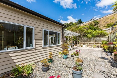 Photo of property in 66 Staithes Drive North, Whitby, Porirua, 5024