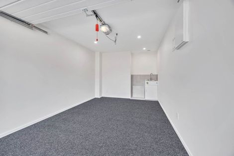 Photo of property in 7c Maroubra Place, Botany Downs, Auckland, 2010