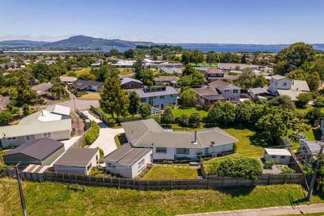 Photo of property in 10 Walnut Place, Owhata, Rotorua, 3010