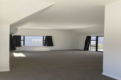 Photo of property in Victoria Town Houses, 1/219 Victoria Street, Te Aro, Wellington, 6011