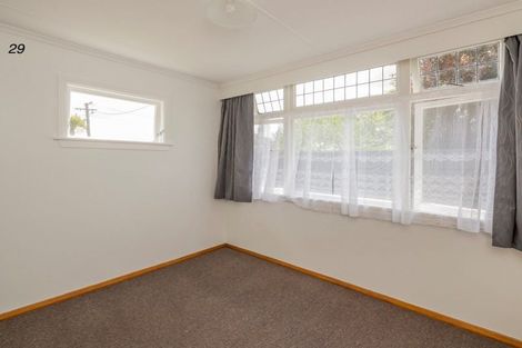 Photo of property in 27 Duke Street, Levin, 5510