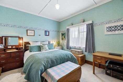 Photo of property in 58 Hargest Crescent, Saint Kilda, Dunedin, 9012
