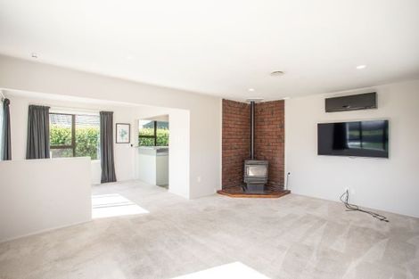 Photo of property in 11 Mcsaveneys Road, Marshland, Christchurch, 8051