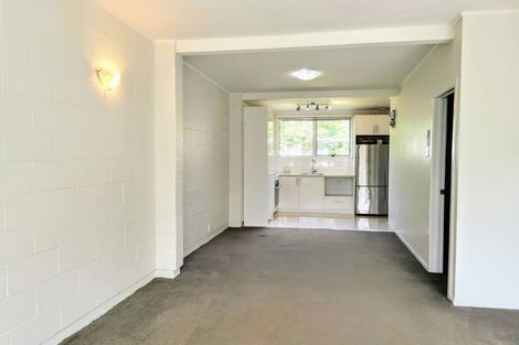 Photo of property in 5/19a Forrest Hill Road, Milford, Auckland, 0620