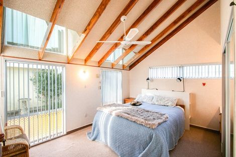 Photo of property in 2/249 Taradale Road, Pirimai, Napier, 4112