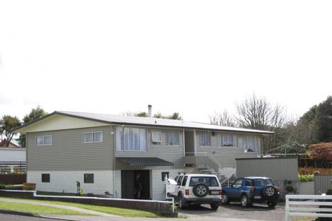 Photo of property in 6 Falstaff Street, Stratford, 4332