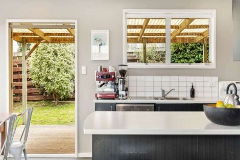 Photo of property in 132 Awaruku Road, Torbay, Auckland, 0630