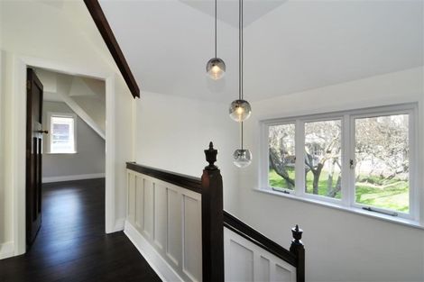 Photo of property in 15 Roscoe Terrace, Wadestown, Wellington, 6012