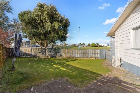 Photo of property in 304 Dickson Road, Papamoa Beach, Papamoa, 3118